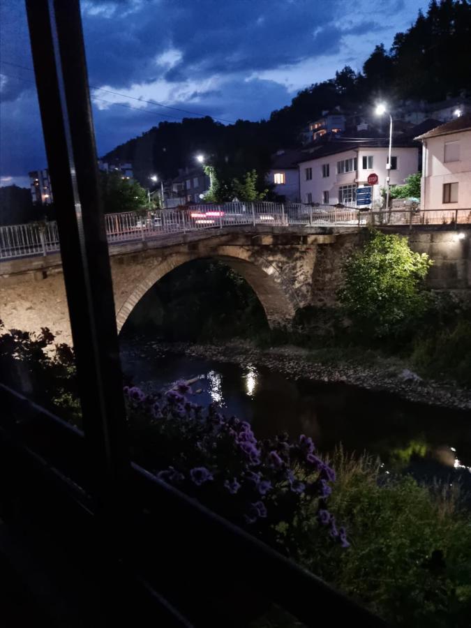 Къща За Гости Тони Zlatograd Exterior photo